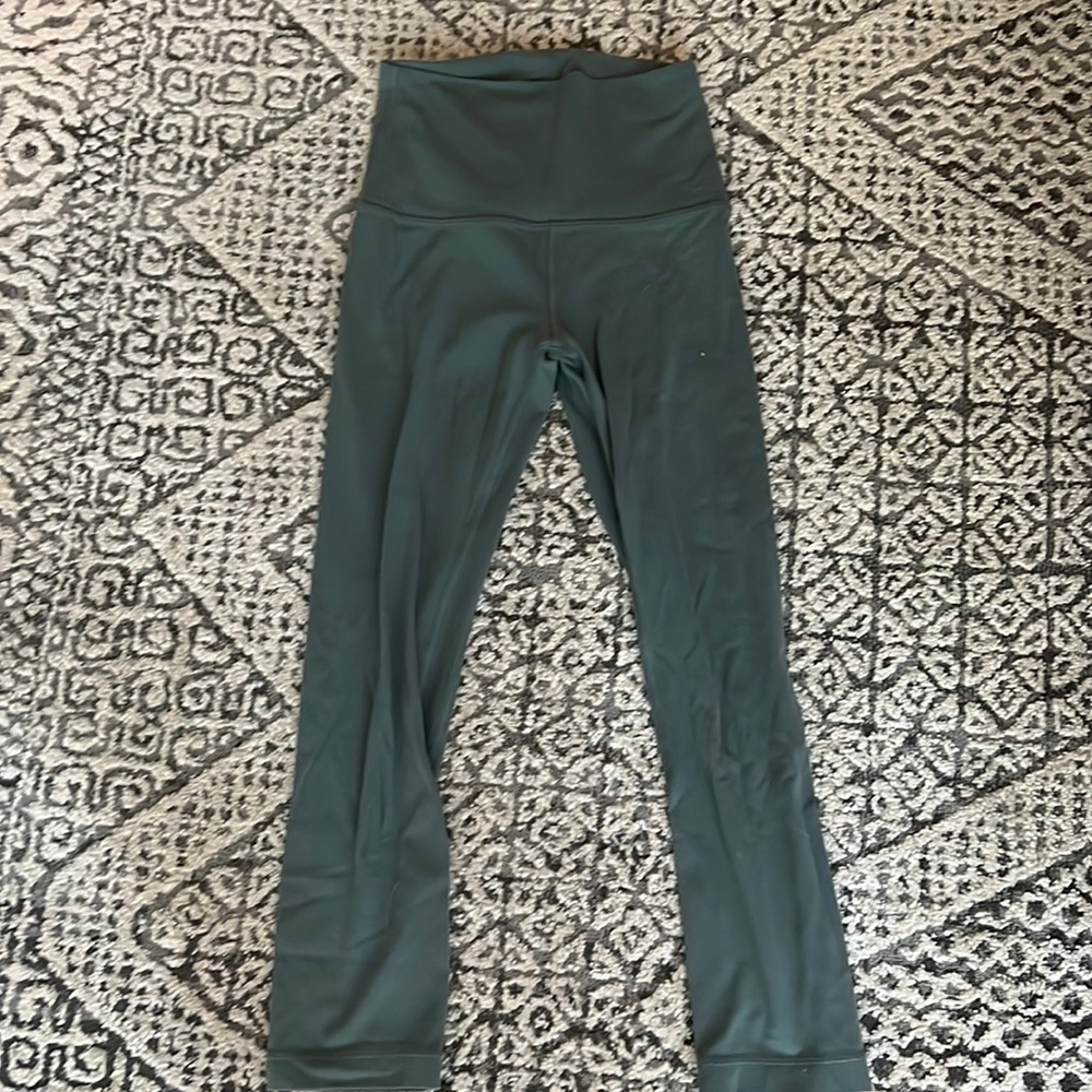 Lululemon Align crops